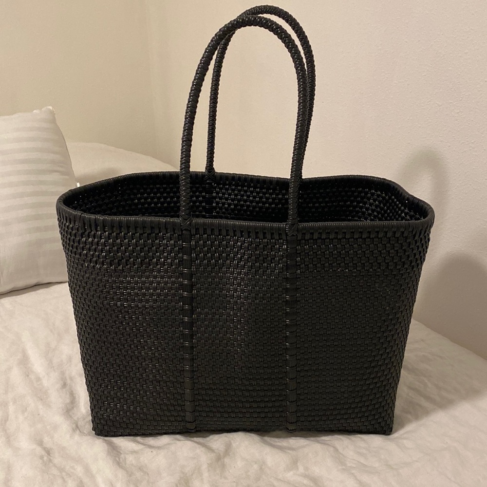 Handwoven Mexican beach bag